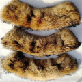 Gola de pele confortável e punho definido para casaco